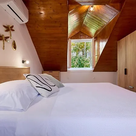 Hedera Estate Hedera A6 ドゥブロブニク