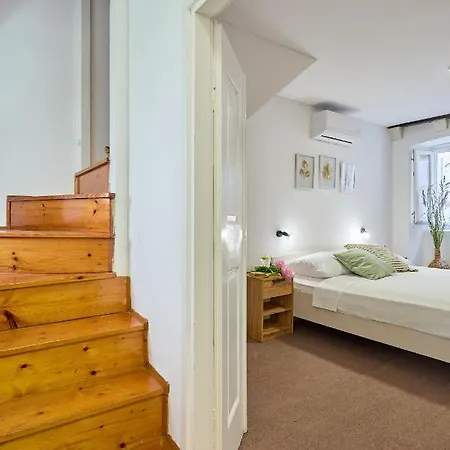 Διαμέρισμα Hedera Estate Hedera A6 *