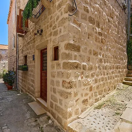 Hedera Estate Hedera A6 Apartmán *