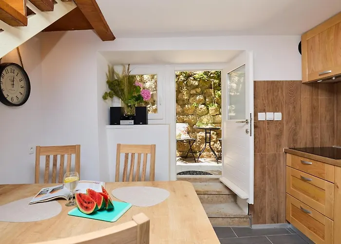 Hedera Estate Hedera A6 * Dubrovník