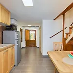 Hedera Estate Hedera A6 Apartman *