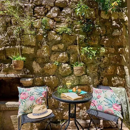 דירה Hedera Estate Hedera A6 *